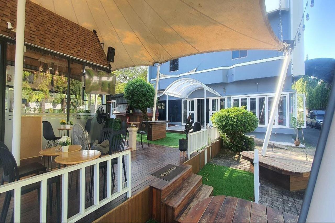 Nora Bukit Hotel Phuket Exterior photo